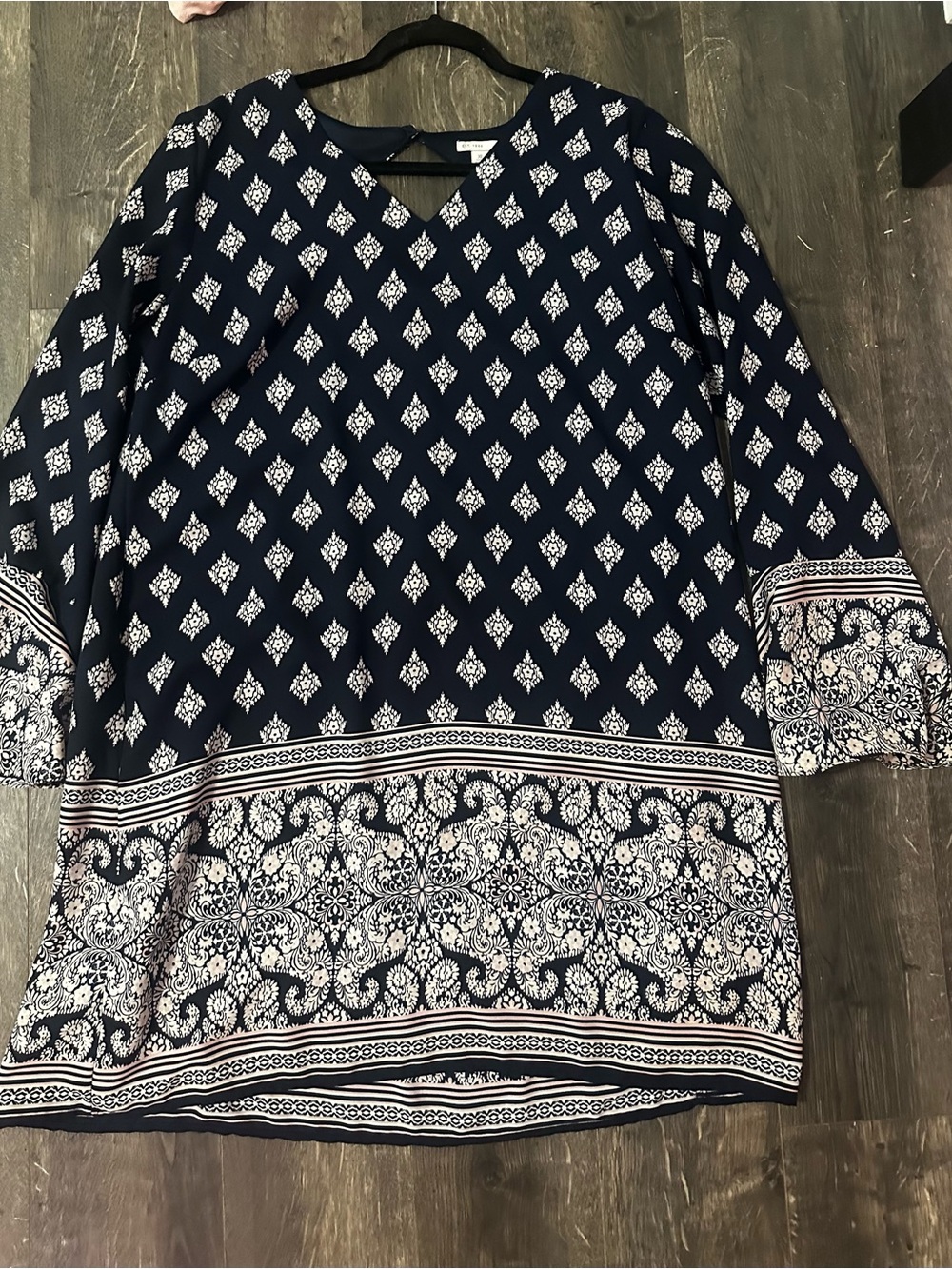 Cato Navy and White V-Neck Printed Midi Dress